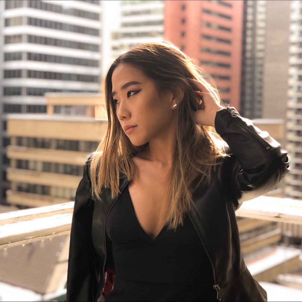 Meet your Posher, Helen